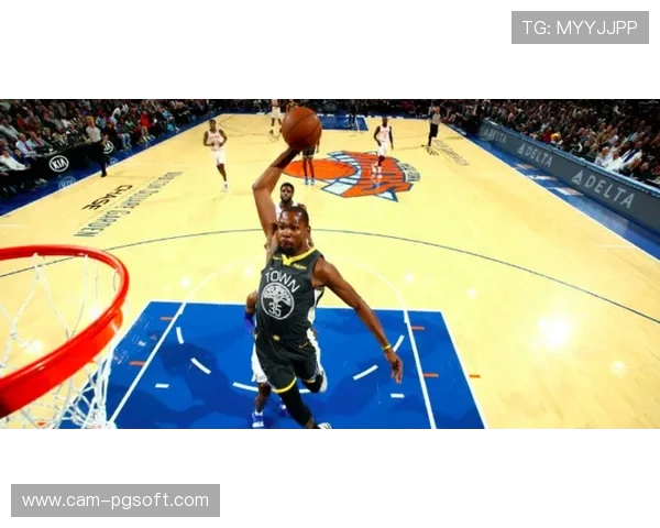 “勇士第三节轰37分拉开差距，尼克斯未能逆转”